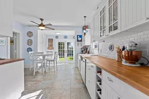 231 72nd St N, Saint Petersburg, FL 33710 - Photo 10