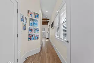 231 72nd St N, Saint Petersburg, FL 33710 - Photo 18