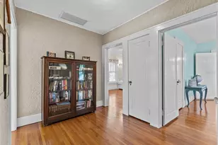 231 72nd St N, Saint Petersburg, FL 33710 - Photo 24