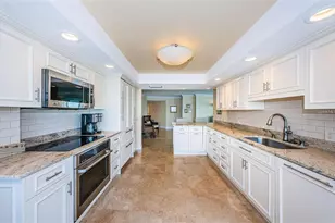 240 Sand Key Estates Dr, Clearwater, FL 33767 - Photo 10