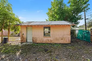 2405 44th St S, Saint Petersburg, FL 33711 - Photo 30