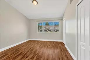 2405 Lake Woodberry Cir, Brandon, FL 33510 - Photo 14