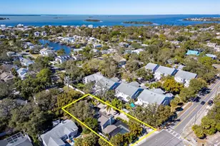 557 Florida Ave, Palm Harbor, FL 34683 - Photo 88