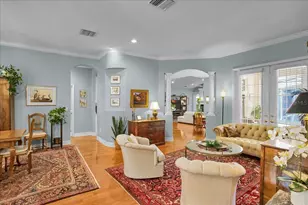 2226 Climbing Ivy Dr, Tampa, FL 33618 - Photo 18