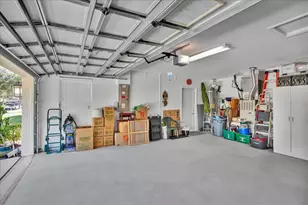 2226 Climbing Ivy Dr, Tampa, FL 33618 - Photo 94