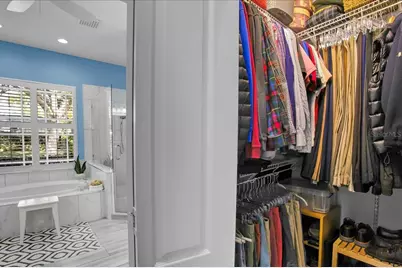 2226 Climbing Ivy Drive, Tampa, FL 33618 - Photo 44