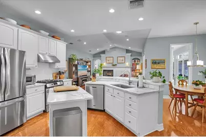 2226 Climbing Ivy Drive, Tampa, FL 33618 - Photo 20