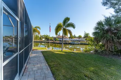 10544 Poughkeepsie Circle, Port Charlotte, FL 33981 - Photo 78