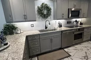 5400 Gulf Dr, Holmes Beach, FL 34217 - Photo 6