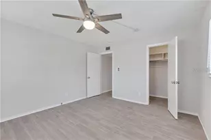 4250 37th St S, Saint Petersburg, FL 33711 - Photo 16