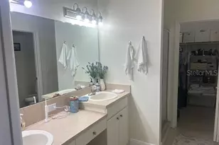 34809 Prairie Ridge Way, Zephyrhills, FL 33541 - Photo 10