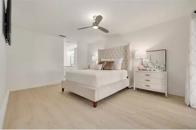 8708 41st Street N, Pinellas Park, FL 33782 - Photo 12
