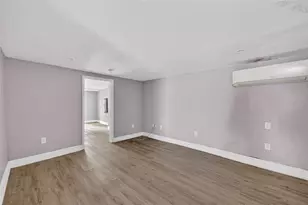 709 E Crenshaw St, Tampa, FL 33604 - Photo 30