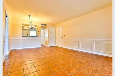 10374 Carrollwood Lane #241, Tampa, FL 33618 - Photo 18