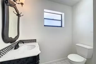 2945 68th St N, Saint Petersburg, FL 33710 - Photo 52