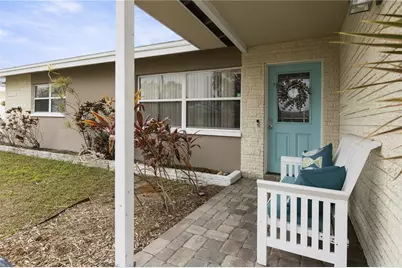 13826 Antigua Drive, Seminole, FL 33776 - Photo 2