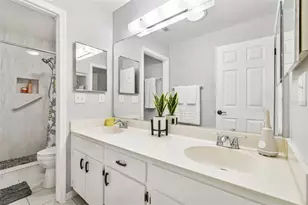 2306 Lancaster Dr, Sun City Center, FL 33573 - Photo 34