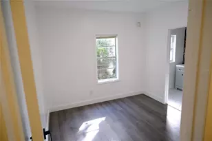 212 W Hiawatha St, Tampa, FL 33604 - Photo 6