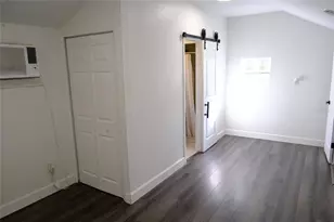 212 W Hiawatha St, Tampa, FL 33604 - Photo 14