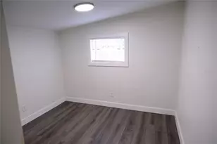 212 W Hiawatha St, Tampa, FL 33604 - Photo 8