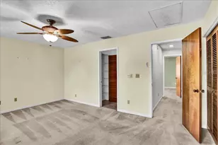 7905 Luxbury Pl, Tampa, FL 33614 - Photo 38