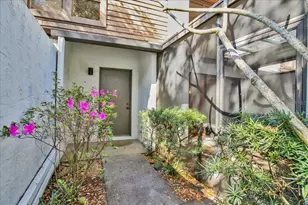 7905 Luxbury Pl, Tampa, FL 33614 - Photo 6