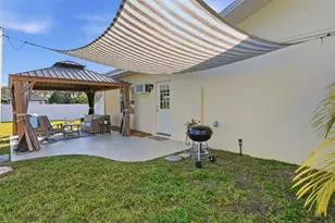 500 Sanibel Ct, Tarpon Springs, FL 34689 - Photo 42