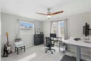 500 Sanibel Ct, Tarpon Springs, FL 34689 - Photo 28