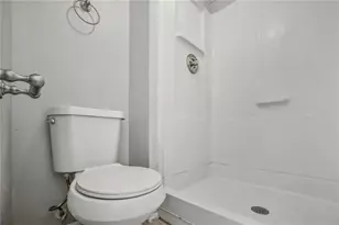 787 Arthurs Ct, Tarpon Springs, FL 34689 - Photo 18
