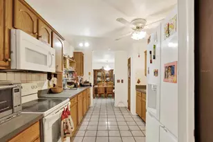 6403 Rolling Green Pl, Tampa, FL 33634 - Photo 6