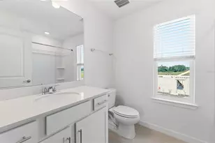 1361 Allagash Dr, Zephyrhills, FL 33540 - Photo 18