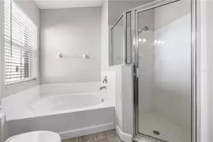 2709 Butterfly Landing Dr, Land O Lakes, FL 34638 - Photo 36