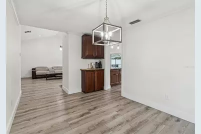15007 Redcliff Drive, Tampa, FL 33625 - Photo 12