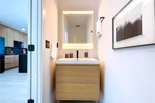 4601 Queensboro Ave S, Saint Petersburg, FL 33712 - Photo 8