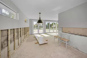 10132 Yacht Club Dr, Treasure Island, FL 33706 - Photo 16