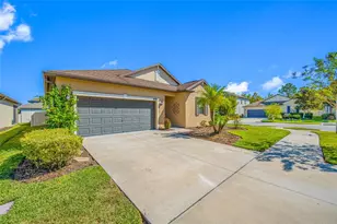 9205 Shadyside Ln, Land O Lakes, FL 34637 - Photo 2