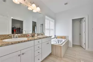 5839 Silver Sun Dr, Apollo Beach, FL 33572 - Photo 18