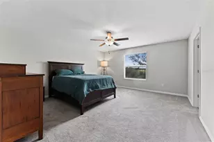 1454 Tahitian Sunrise Dr, Plant City, FL 33565 - Photo 10