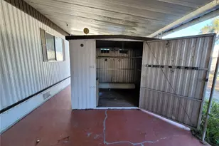 5021 Hill Dr, Zephyrhills, FL 33542 - Photo 4