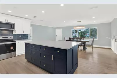 8001 Gulf Blvd, Saint Pete Beach, FL 33706 - Photo 4