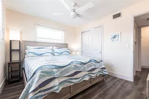 6020 Midnight Pass Rd, Sarasota, FL 34242 - Photo 10