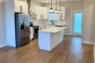 1516 59th St N, Saint Petersburg, FL 33710 - Photo 4