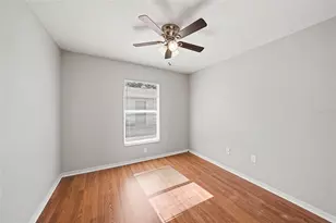 3605 Temple St, Tampa, FL 33619 - Photo 10