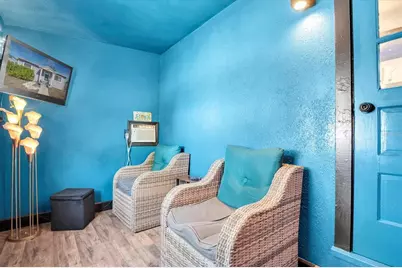 4929 36th Avenue N, Saint Petersburg, FL 33710 - Photo 18