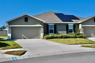 17945 Turning Leaf Cir, Land O Lakes, FL 34638 - Photo 2