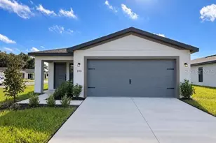 590 Blackthorn Dr, Lakeland, FL 33809 - Photo 1