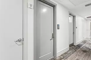 100 1st Ave N, Saint Petersburg, FL 33701 - Photo 4