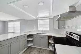 3233 Finch Dr, Holiday, FL 34690 - Photo 10