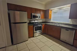 11710 Wesson Cir W, Tampa, FL 33618 - Photo 8