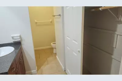 11710 Wesson Circle W, Tampa, FL 33618 - Photo 24
